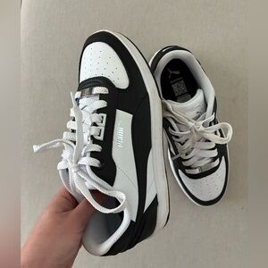 Puma shoes size 7